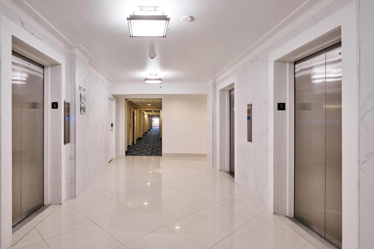 Miami Beach Collins Ave Apartments Free Parking ซันนีไอลส์บีช ภายนอก รูปภาพ