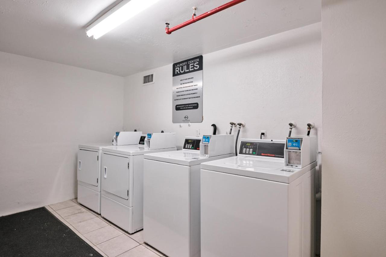 Miami Beach Collins Ave Apartments Free Parking ซันนีไอลส์บีช ภายนอก รูปภาพ