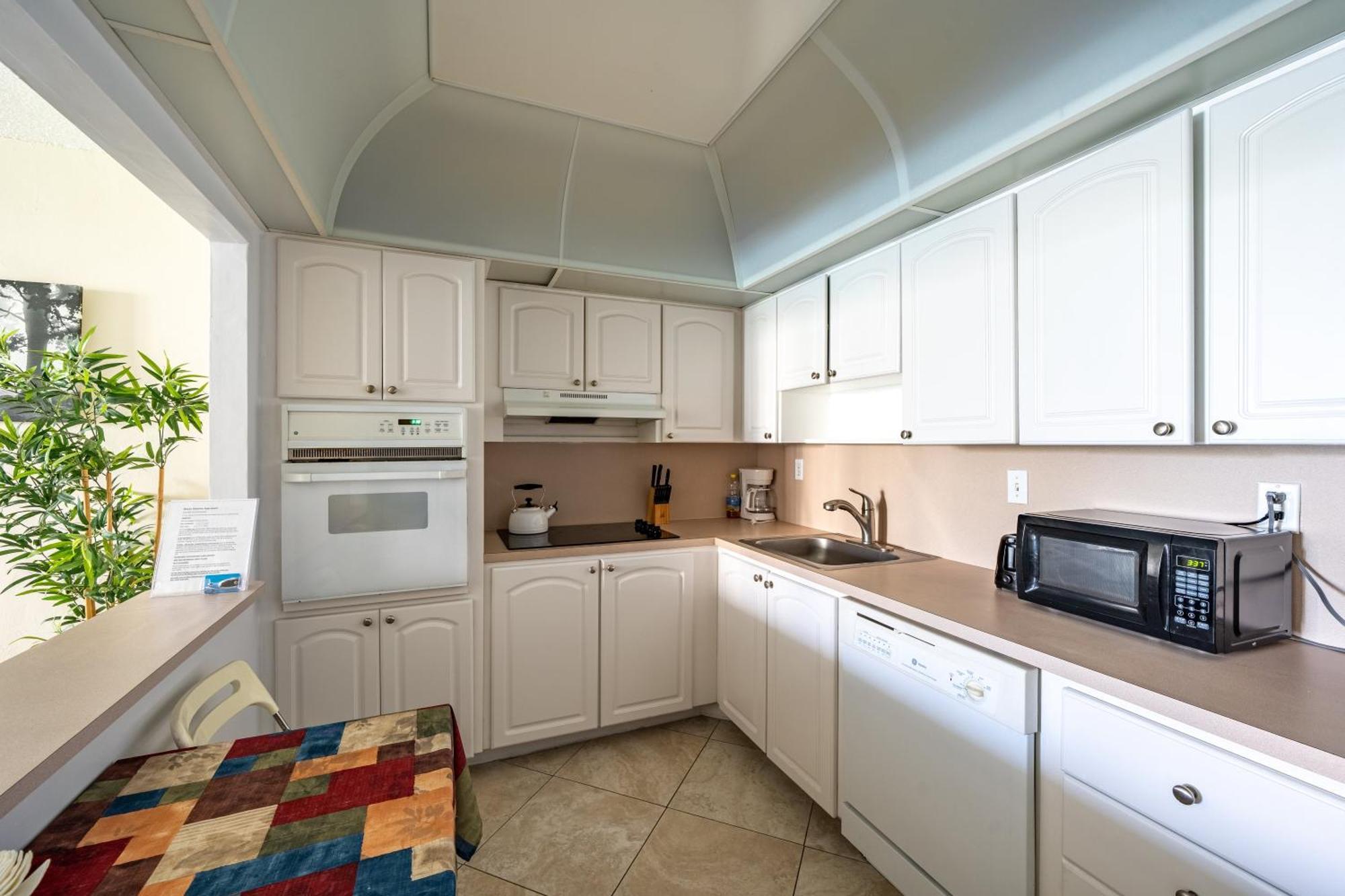 Miami Beach Collins Ave Apartments Free Parking ซันนีไอลส์บีช ภายนอก รูปภาพ
