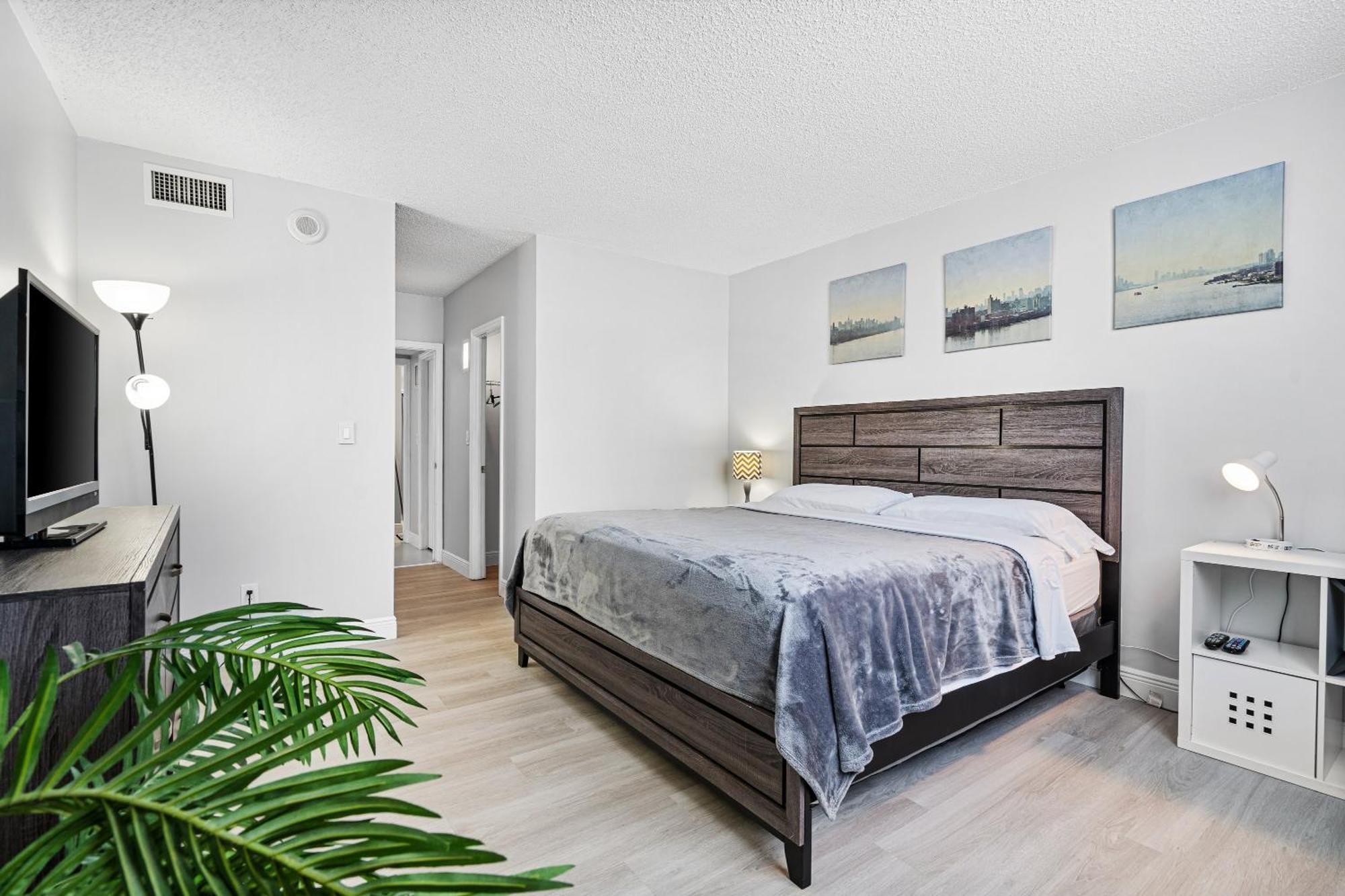 Miami Beach Collins Ave Apartments Free Parking ซันนีไอลส์บีช ภายนอก รูปภาพ