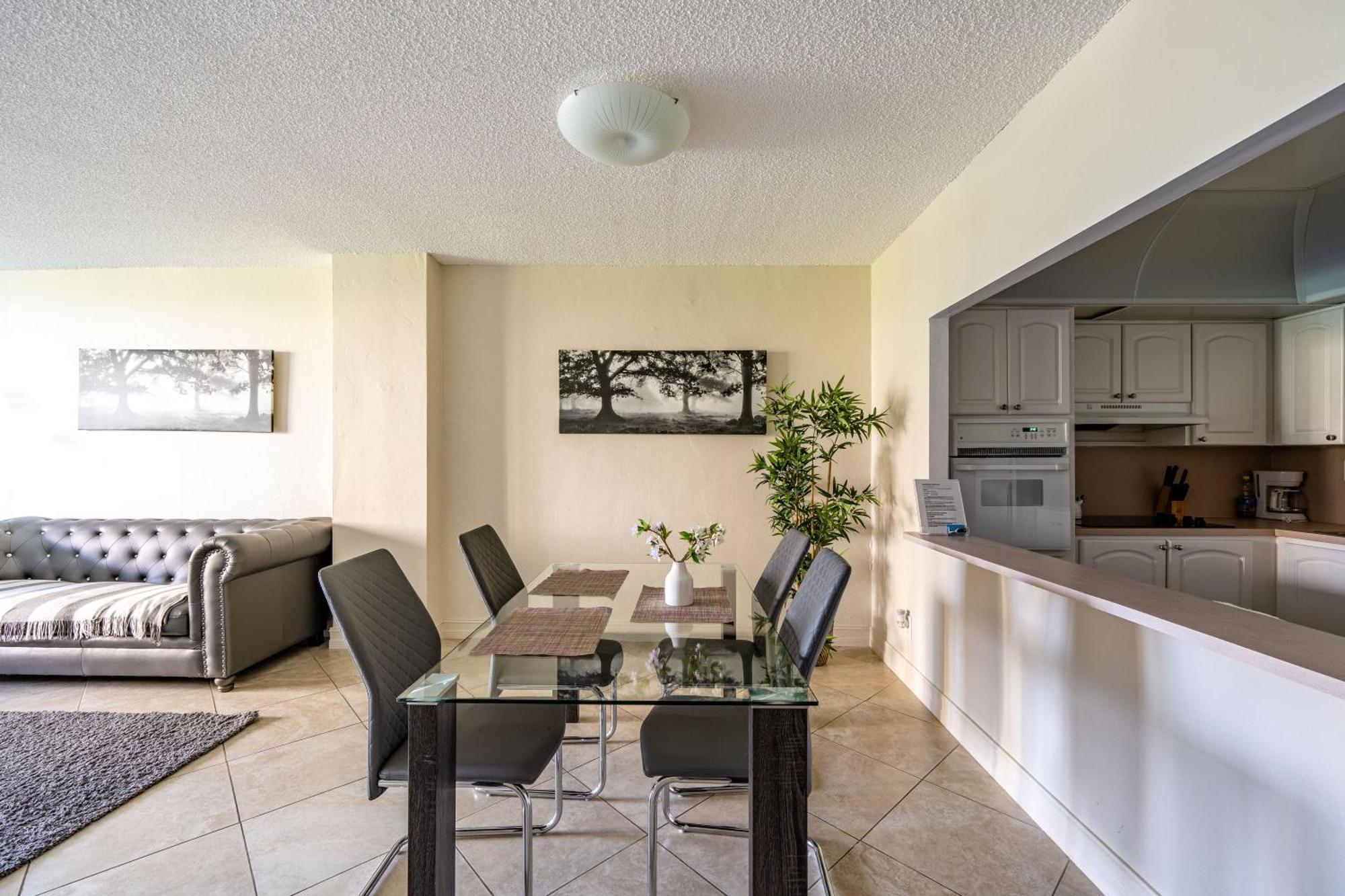 Miami Beach Collins Ave Apartments Free Parking ซันนีไอลส์บีช ภายนอก รูปภาพ
